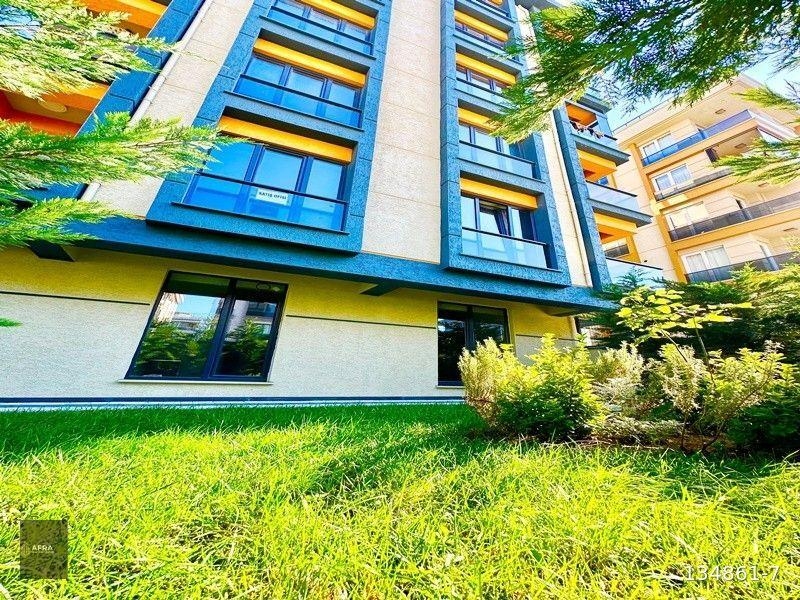 Afra i̇nşaat'tan beyli̇kdüzü'nde buti̇k si̇te i̇çi̇ sifir 2+1 arakat