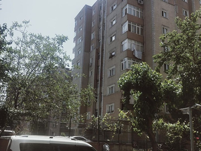 Toprak i̇nşaat & emlak'tan tozkoparan mahallesinde kiralık 3+1 daire...