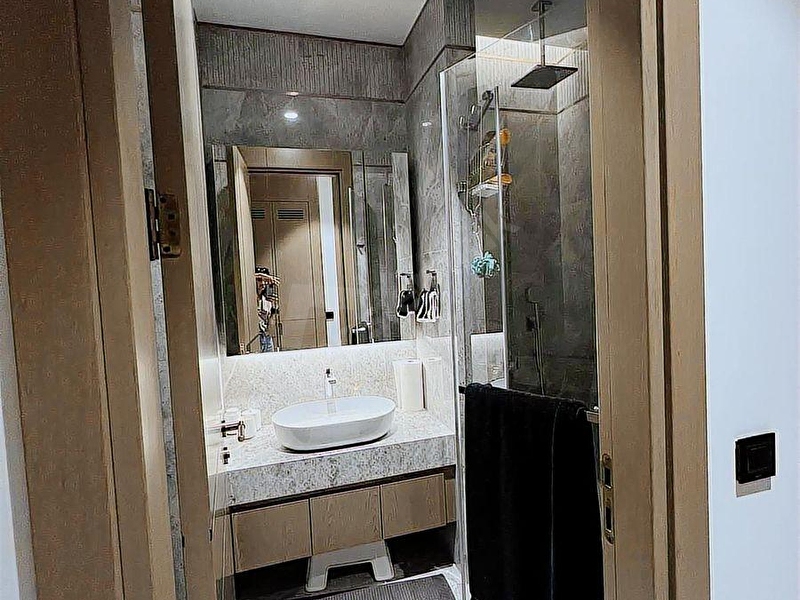 Nişantaşı Koru Boğaz Manzaralı Lüks Mobilyalı 2+1 Satılık