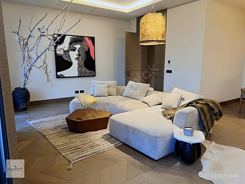 Nişantaşı Koru Boğaz Manzaralı Lüks Mobilyalı 2+1 Satılık