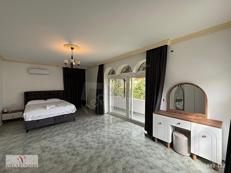 Günlük Kiralık 3 Odalı Villa Muğla Marmaris İçmeler Mahallesi 5 Kişi Kapasiteli