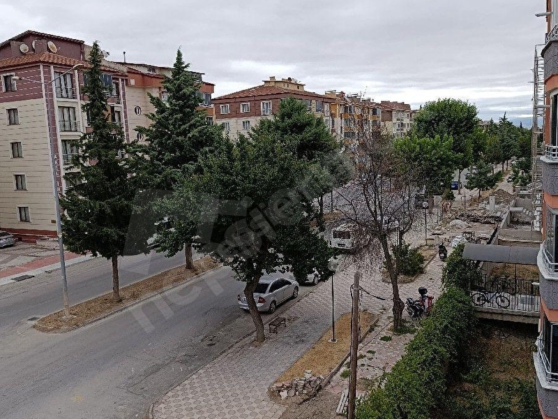 Kaya Emlaktan Satlık Daire105 M2 Kat 3 