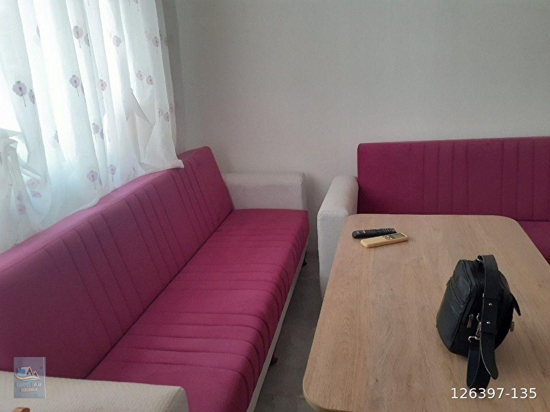 Numune mah.avm.ci̇vari ki̇ralik 1+1 eşyali dai̇re.