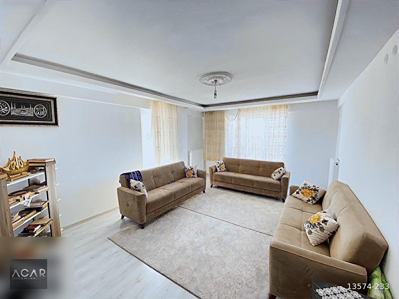 Acar emlak"tan çarşi merkez"de ayni bi̇nda 3adet sifir dai̇re