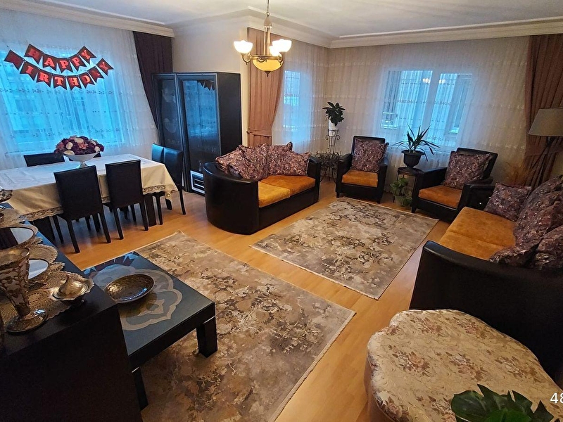 Taşdelen megakent si̇tesi̇ a bloklarda bakimli 3+1 satilik dai̇re