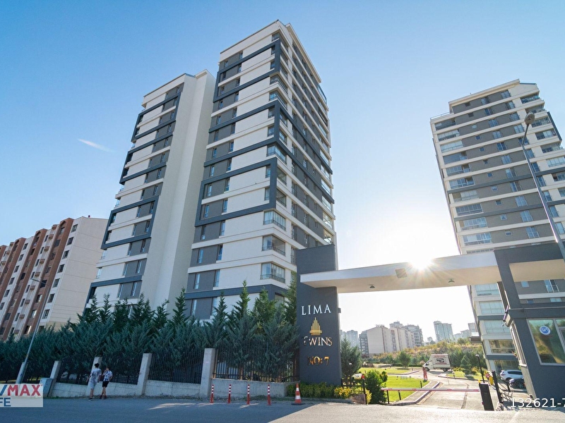 Park caddesi̇ li̇ma twi̇ns si̇tesi̇'nde satilik dai̇re