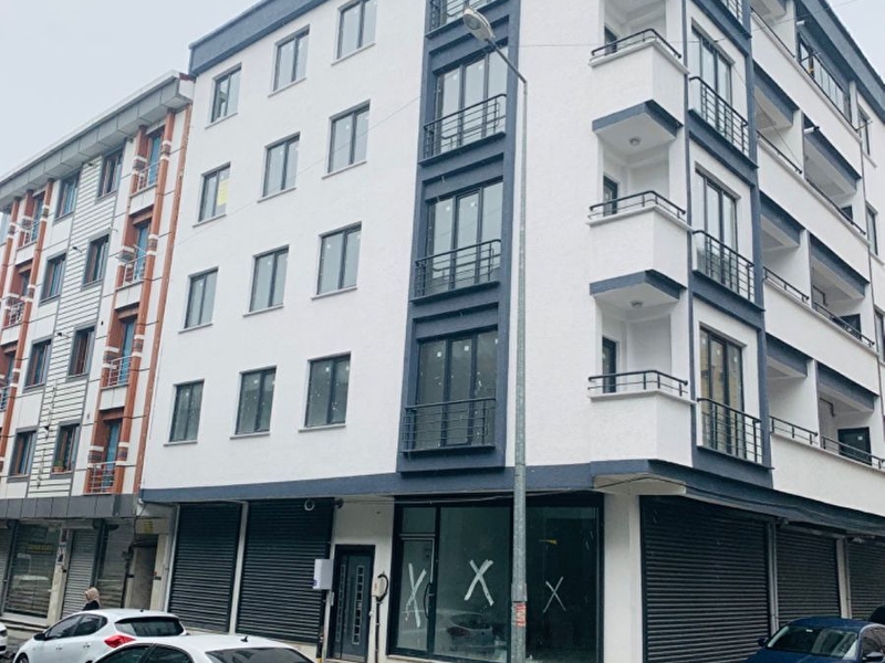 İki̇zlerden esenyurt bağlarçeşmede sifir  arakat 3+1 satilik dai̇re