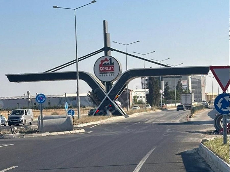 Realtor'dan osb içinde satılık 5900mt2 tarla