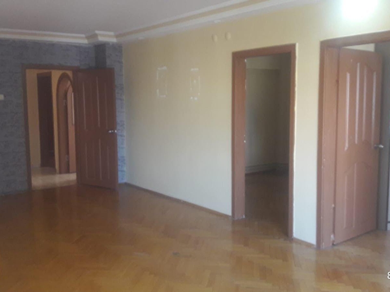Çankaya esat umut mahallesi okul park durak yanı 3+1 110 m2 kombili daire