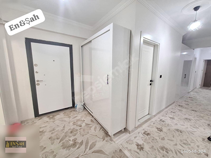 Fiyatı Düştü En Şah'tan Simani'de Yeni Yapı Arakat Lüks Daire