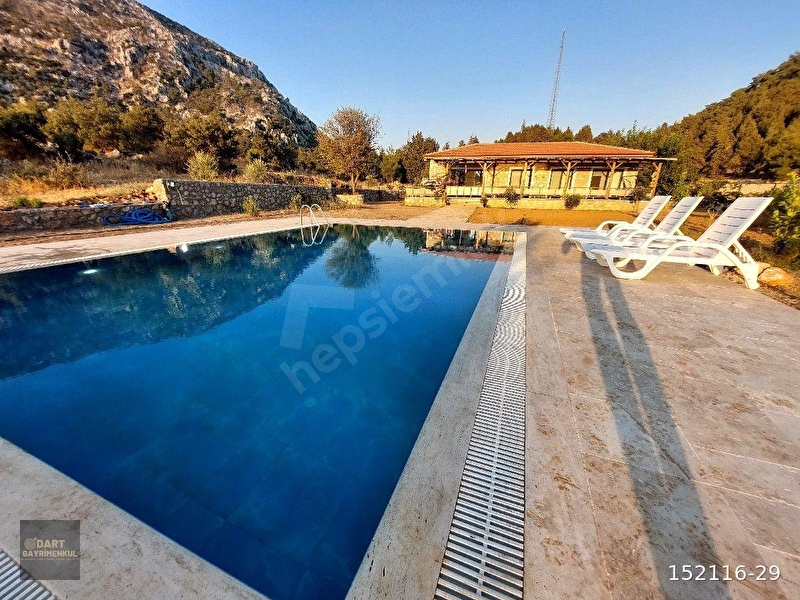 Günlük Kiralık 3 Odalı Villa Muğla Marmaris Bayır Mahallesi 6 Kişi Kapasiteli
