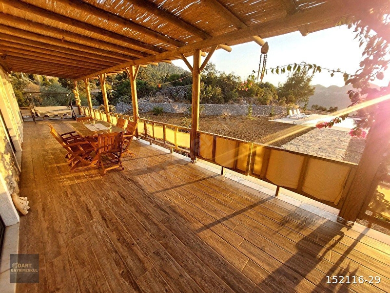 Günlük Kiralık 3 Odalı Villa Muğla Marmaris Bayır Mahallesi 6 Kişi Kapasiteli