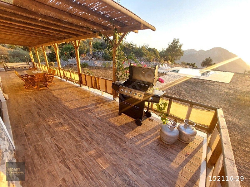 Günlük Kiralık 3 Odalı Villa Muğla Marmaris Bayır Mahallesi 6 Kişi Kapasiteli