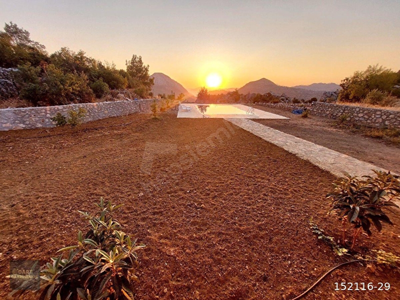 Günlük Kiralık 3 Odalı Villa Muğla Marmaris Bayır Mahallesi 6 Kişi Kapasiteli