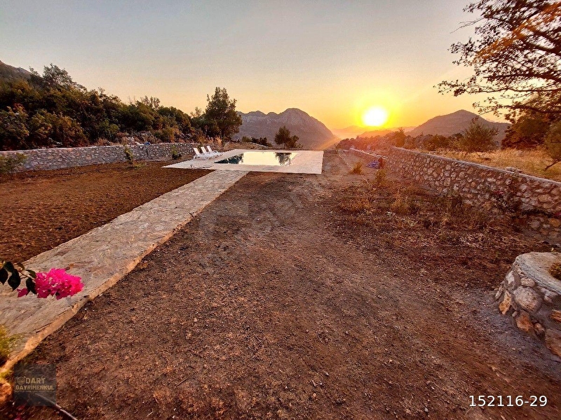 Günlük Kiralık 3 Odalı Villa Muğla Marmaris Bayır Mahallesi 6 Kişi Kapasiteli