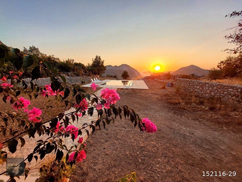 Günlük Kiralık 3 Odalı Villa Muğla Marmaris Bayır Mahallesi 6 Kişi Kapasiteli