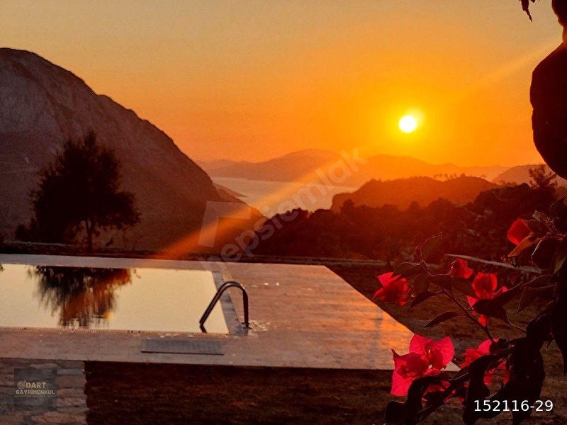 Günlük Kiralık 3 Odalı Villa Muğla Marmaris Bayır Mahallesi 6 Kişi Kapasiteli