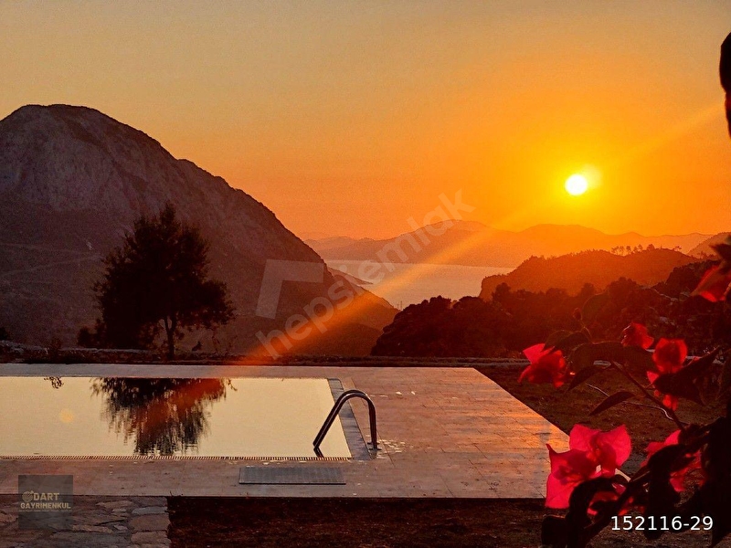 Günlük Kiralık 3 Odalı Villa Muğla Marmaris Bayır Mahallesi 6 Kişi Kapasiteli