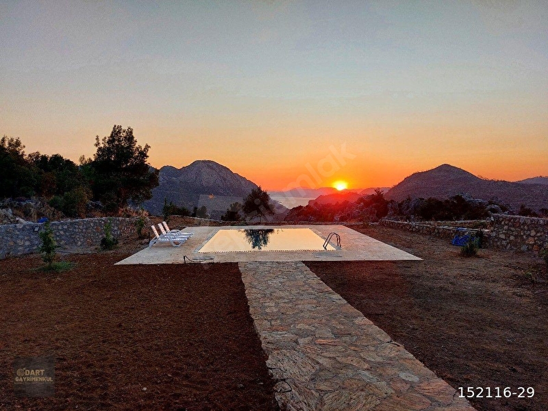 Günlük Kiralık 3 Odalı Villa Muğla Marmaris Bayır Mahallesi 6 Kişi Kapasiteli