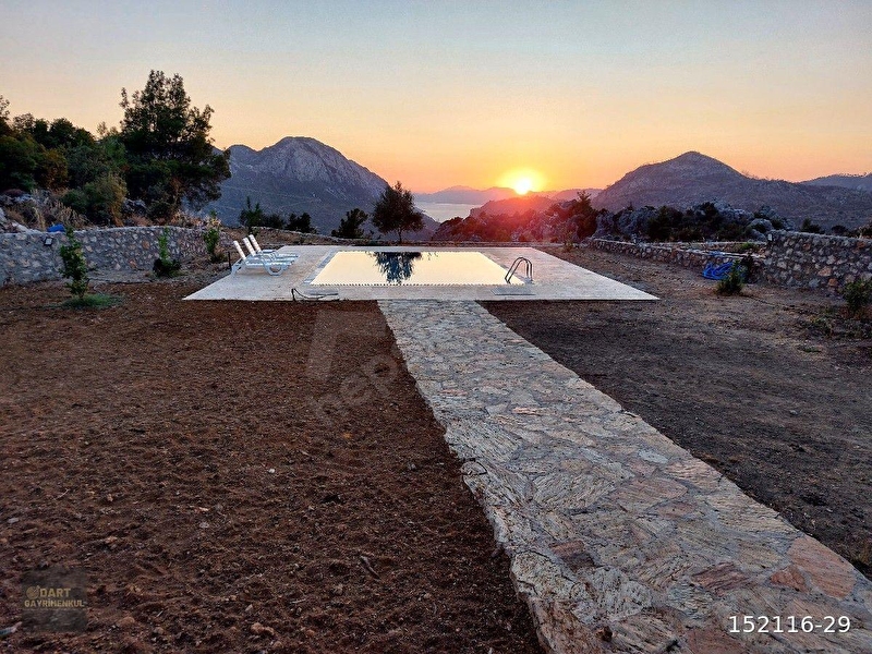 Günlük Kiralık 3 Odalı Villa Muğla Marmaris Bayır Mahallesi 6 Kişi Kapasiteli