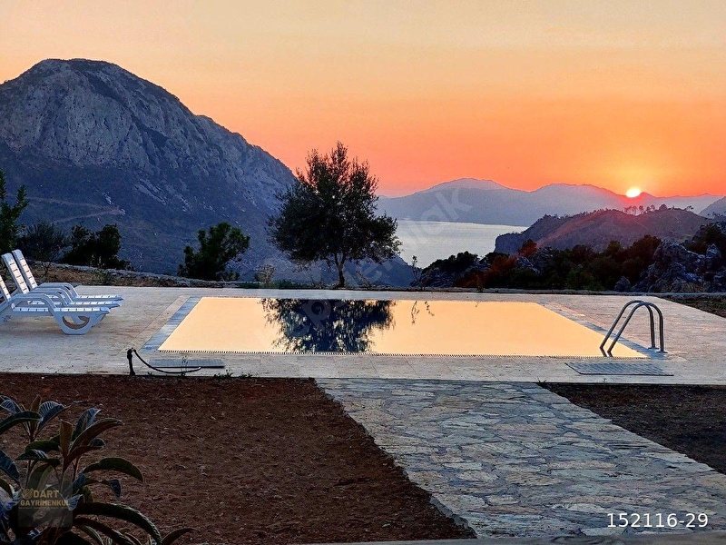 Günlük Kiralık 3 Odalı Villa Muğla Marmaris Bayır Mahallesi 6 Kişi Kapasiteli