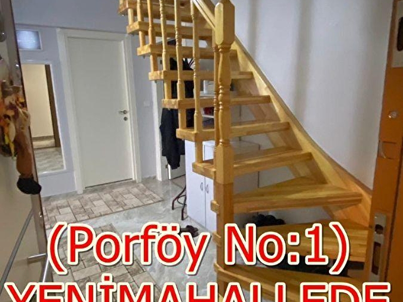 1-şeker emlaktan i̇lçe merkezi̇nde 3+1- -165m2 satilik dublex dai̇re