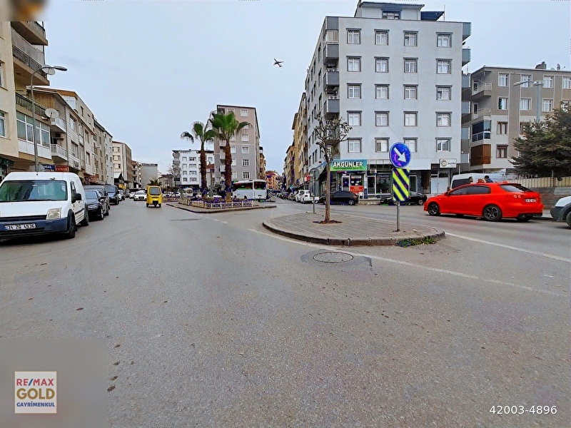 Pendi̇k fevzi̇cakmak mh. merkezi̇ ve cok i̇yi̇ konumda 375m2 arsa