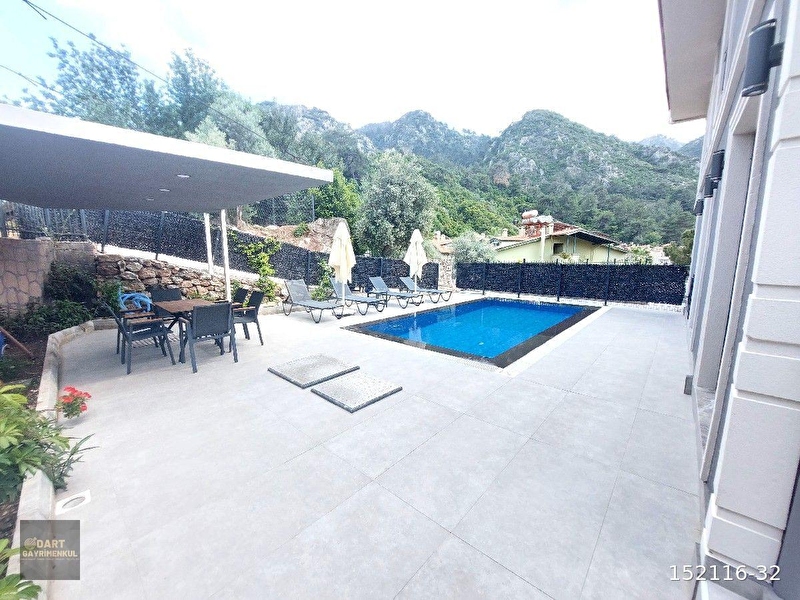 Günlük Kiralık 3 Odalı Villa Muğla Marmaris Gölenye Mahallesi 6 Kişi Kapasiteli
