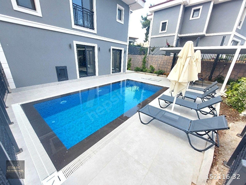 Günlük Kiralık 3 Odalı Villa Muğla Marmaris Gölenye Mahallesi 6 Kişi Kapasiteli