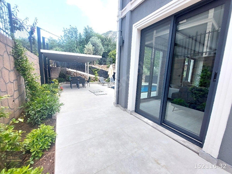 Günlük Kiralık 3 Odalı Villa Muğla Marmaris Gölenye Mahallesi 6 Kişi Kapasiteli