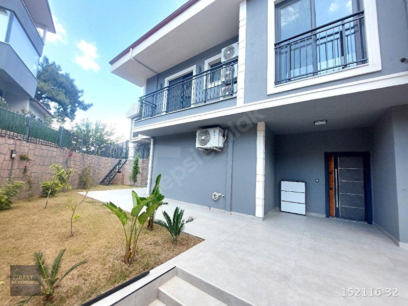 Günlük Kiralık 3 Odalı Villa Muğla Marmaris Gölenye Mahallesi 6 Kişi Kapasiteli