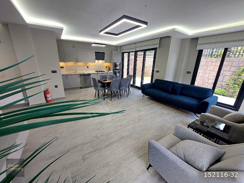 Günlük Kiralık 3 Odalı Villa Muğla Marmaris Gölenye Mahallesi 6 Kişi Kapasiteli