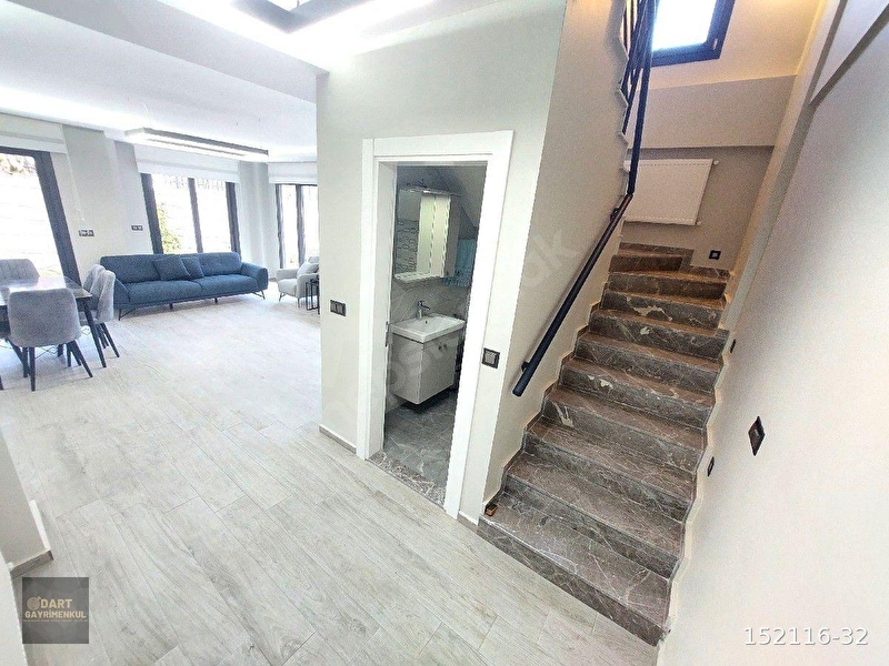 Günlük Kiralık 3 Odalı Villa Muğla Marmaris Gölenye Mahallesi 6 Kişi Kapasiteli