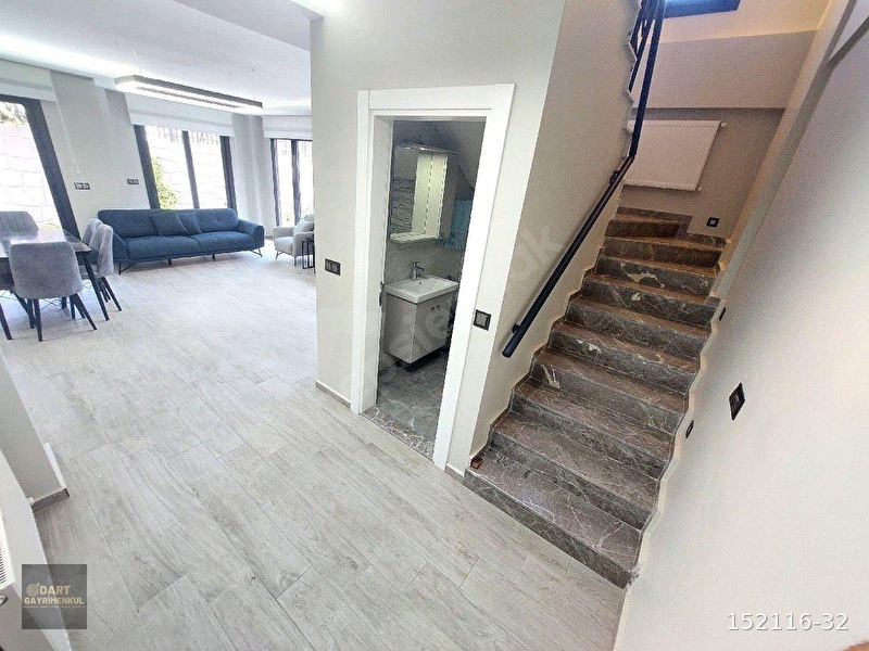 Günlük Kiralık 3 Odalı Villa Muğla Marmaris Gölenye Mahallesi 6 Kişi Kapasiteli