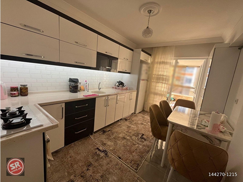 Sr emlak'tan si̇ncan fevzi̇ çakmak mah'de 3+1 120m² ara katta ebeveyn banyolu asansörlü satilik dai̇re
