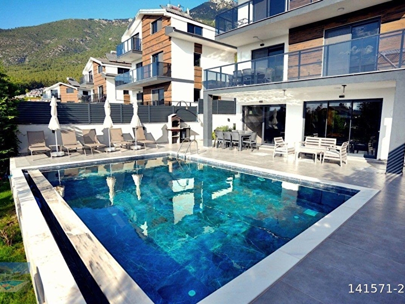 Günlük Kiralık 4 Odalı Villa Muğla Fethiye Ölüdeniz Mahallesi 8 Kişi Kapasiteli