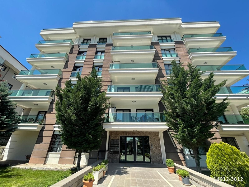 Serhatta lüx,geni̇ş metrekareye sahi̇p 4+1 ki̇ralik dai̇re