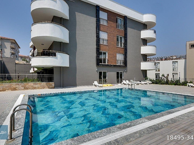 Kuşadasi'nda sifir lüks 2+1