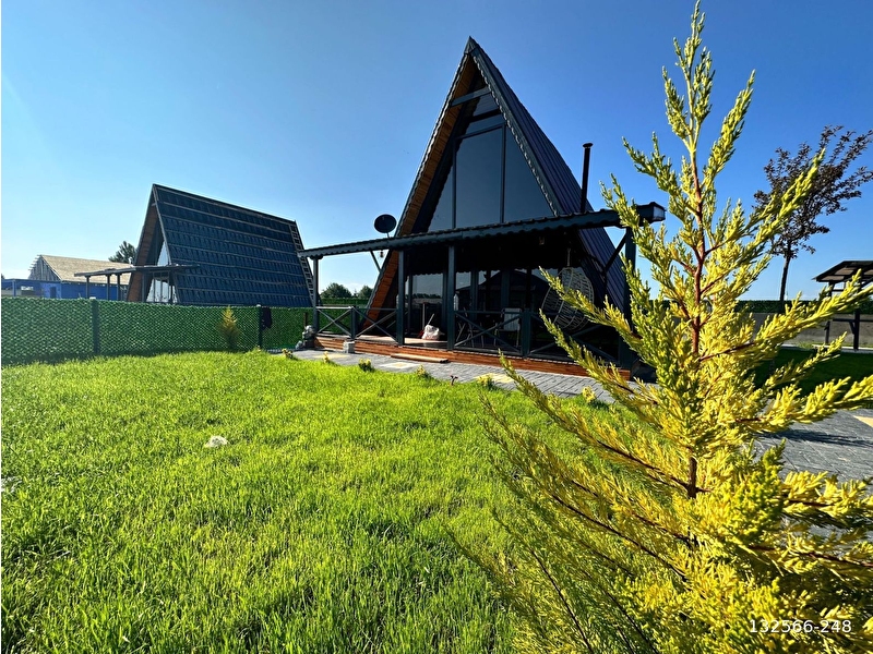 Engi̇ncan gül gayri̇menkul'den havali̇mani karşisinda süper bungalow evli̇ hobi̇ bahçesi̇ full+full yapili