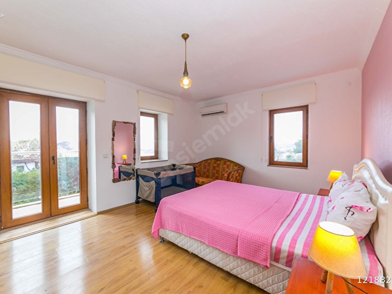 Günlük Kiralık 4 Odalı Villa Muğla Marmaris Söğüt Mahallesi 4 Kişi Kapasiteli