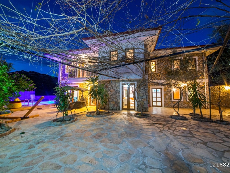 Günlük Kiralık 4 Odalı Villa Muğla Marmaris Söğüt Mahallesi 4 Kişi Kapasiteli