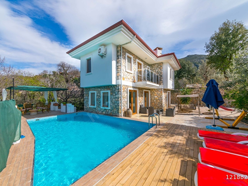 Günlük Kiralık 4 Odalı Villa Muğla Marmaris Söğüt Mahallesi 4 Kişi Kapasiteli