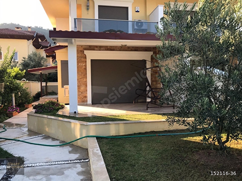 Günlük Kiralık 4 Odalı Villa Muğla Marmaris Gölenye Mahallesi 8 Kişi Kapasiteli