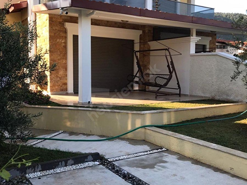 Günlük Kiralık 4 Odalı Villa Muğla Marmaris Gölenye Mahallesi 8 Kişi Kapasiteli