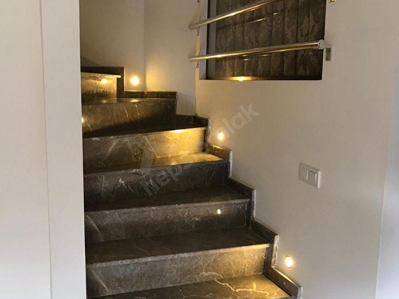 Günlük Kiralık 4 Odalı Villa Muğla Marmaris Gölenye Mahallesi 8 Kişi Kapasiteli