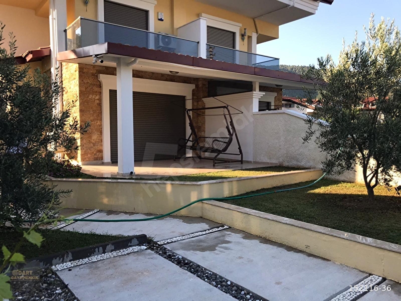 Günlük Kiralık 4 Odalı Villa Muğla Marmaris Gölenye Mahallesi 8 Kişi Kapasiteli