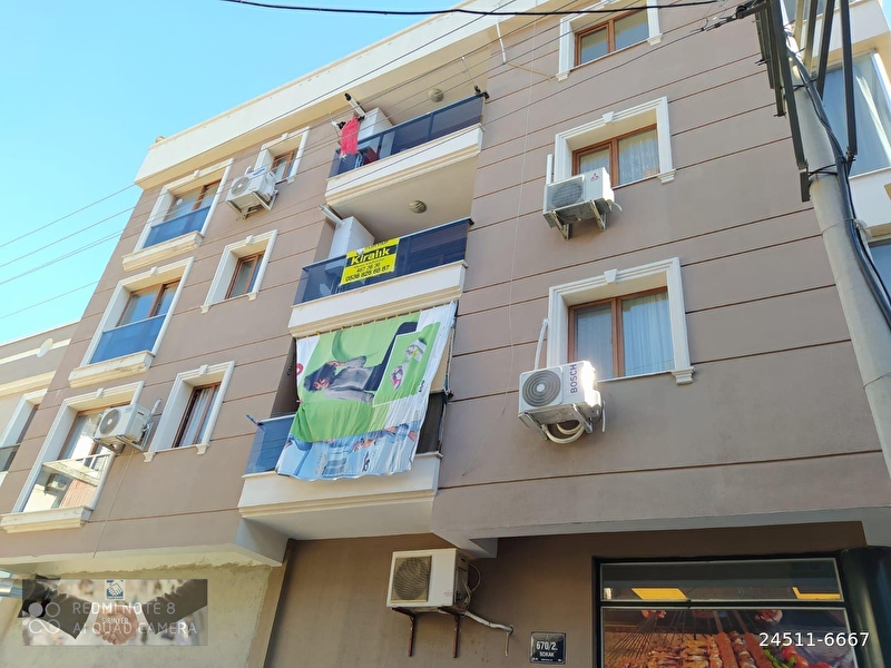 1 300 Tl Buca Inonu Mh Izban Yakini 2 1 85m2 A Mutfak Arakat Yeni Daire