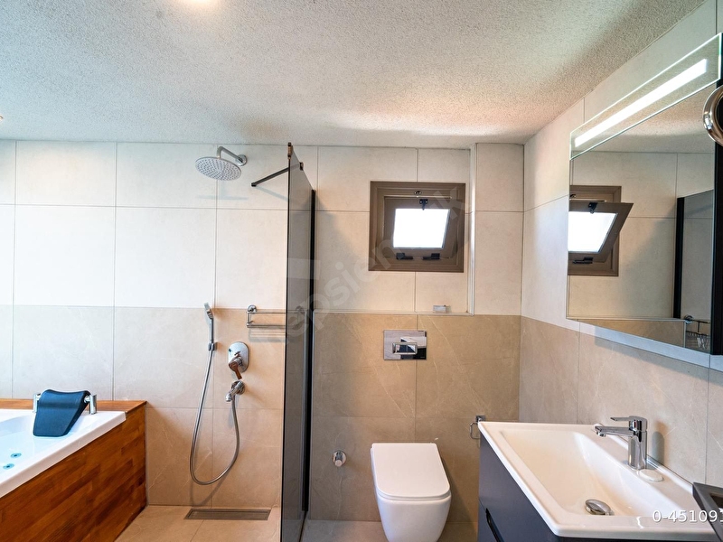 Günlük Kiralık 3 Odalı Villa Muğla Marmaris Hisarönü Mahallesi 10 Kişi Kapasiteli