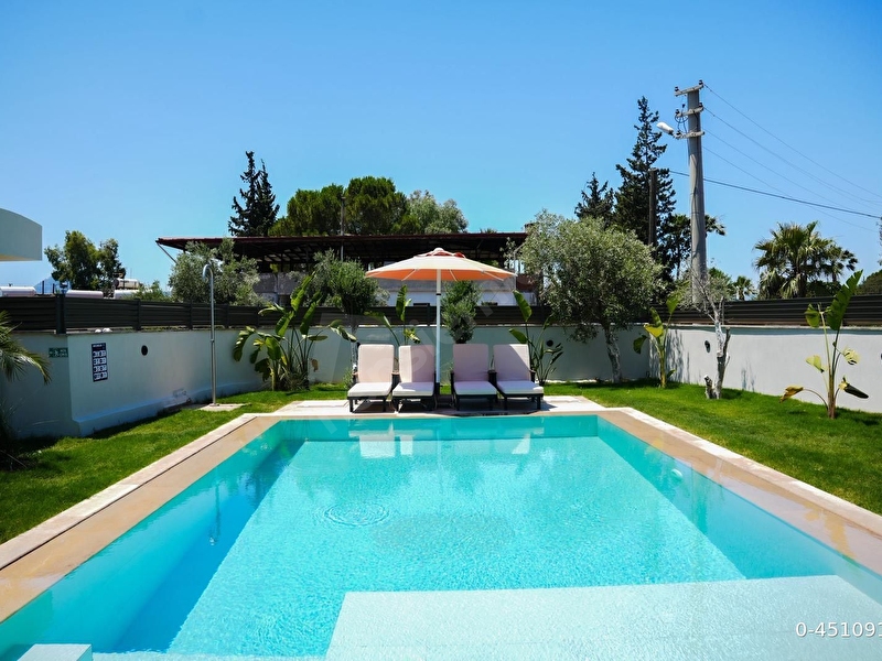 Günlük Kiralık 3 Odalı Villa Muğla Marmaris Hisarönü Mahallesi 10 Kişi Kapasiteli