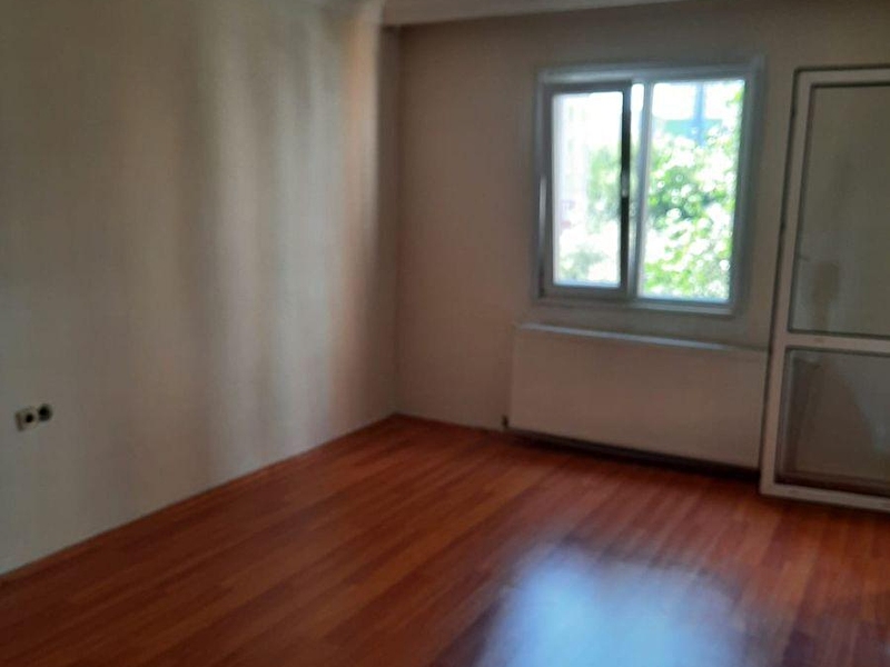 Beyli̇kdüzü büyükşehi̇r mahallesi̇ 2+1 ki̇ralik dai̇re